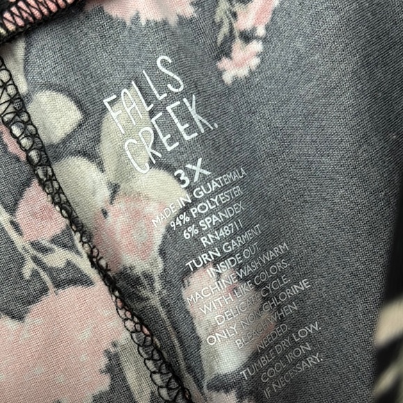 Women’s Plus Size Falls Creek Black Pink Floral Print Leggings, 3X - Picture 3 of 3